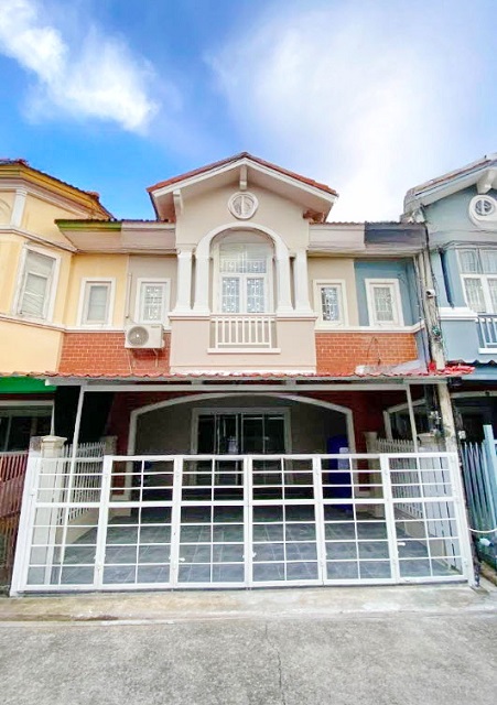 พชรเกษม77 หนองแขม รร.เลิศหล้านานาชาติ 600 ม.เให้เช่าบ้านทาวน์เฮาส์ 2 ชั้น โฮมโปร เพชรเกษม 1.2 กมหลังใหญ่ 20ตร.วา.160ตร.ม. 3 นอน