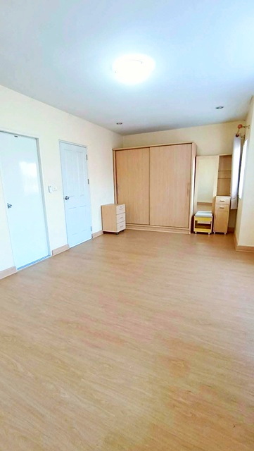 พชรเกษม77 หนองแขม รร.เลิศหล้านานาชาติ 600 ม.เให้เช่าบ้านทาวน์เฮาส์ 2 ชั้น โฮมโปร เพชรเกษม 1.2 กมหลังใหญ่ 20ตร.วา.160ตร.ม. 3 นอน