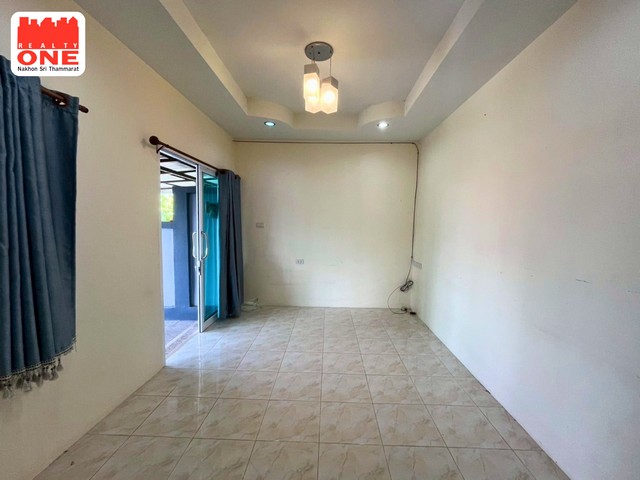 ทาวน์เฮาส์ใกล้เมืองนครฯ เดินทางสะดวก  บ้านสวย พร้อมอยู่ ไม่ต้องรีโนเวท