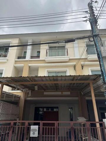 ขายและให้เช่า ทาวน์โฮม 3 ชั้น ม.แกรนดิตี้ สาธุประดิษฐ์ 2 ตกแต่งพร้อมอยู่