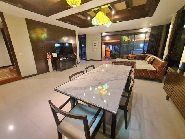 (ขายพร้อมผู้เช่าสัญญา 2 ปี ) ฮอร์สชู พอยท์ พัทยา ขอบอ่างมาบประชัน TP-H1668