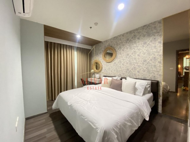 RC090825 ขาย/ให้เช่า Condo 2ห้องนอน THE BASE PARK WEST สุขุมวิท 77 ใกล้ BTS อ่อนนุชราคาขาย 5.99 ล้านบาท ค่าเช่า 27,000 บาทรายละเอียด :- ห้องขนาด 48.46 sq.m- 2 Bedroom 1 bathroom- ชั้น7 ห้องมุม วิวสวนสบายตา - ห้องตกแต่งใหม่พร้อมอยู่ สิ่งอำนวยความสะดวก : สระว่ายน้ำ / ฟิตเนสLocation : สุขุมวิท 77 แขวงพระโขนงเหนือ เขตวัฒนา กรุงเทพมหานคร 10110Contact Line: @alivar  click https://line.me/R/ti/p/@180acmsuCALL     : 086-394-2897 Email : alivarestate@gmail.com Wechat  : alivar2442A LIVAR ESTATE CO.,LTD.รับฝากขาย-เช่า อสังหาริมทรัพย์