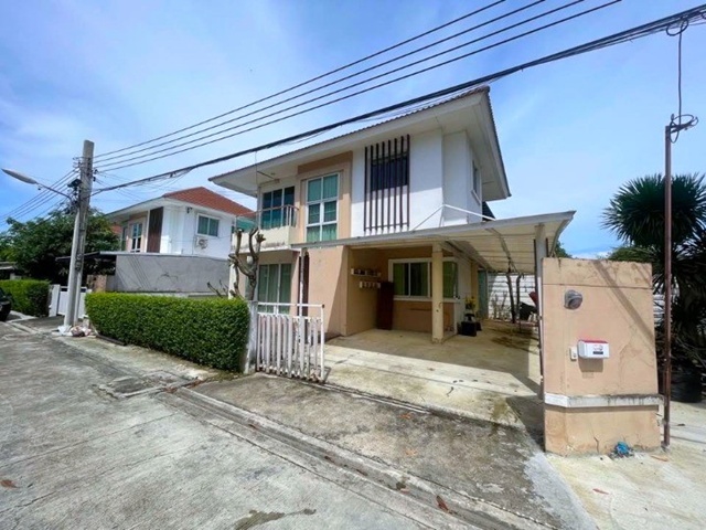 ปิยวรารมย์นนทบุรี 900 ม  ให้เช่าบ้านเดี่ยว 2 ชั้น 50 ตร.วา. บางกรวย-ไทรน้อย โลตัสรร.สารสาสน์วิเทศไทรน้อย358 ม.200 ตร.ม. 3 นอน  2 น้ำ 