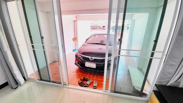 ให้เช่าทาวน์เฮ้าส์ 2 ชั้น 19 ตร.วา  ม.ธุรกิจบัณฑิตย์ 3 กม.139ตร.ม. ประชาชื่น 39-45 เขตบางซื่อ เดอะมอลล์ งามวงศ์วาน บองมาร์เช่ 1.5 กม.