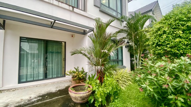 บ้านเดี่ยว หมู่บ้านโมดิ วิลล่า ปิ่นเกล้า-สาย 5 พื้นที่ใช้สอยครบครัน สามพราน นครปฐม