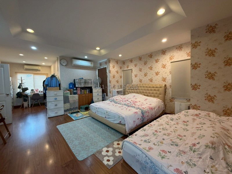 ขายบ้านเดี่ยว 2 ชั้น The Centro รัตนาธิเบศร์ ตกแต่งสวย พร้อมอยู่ ราคาถูกมาก เนื้อที่ 102.74 ตรว 3นอน 3น้ำ