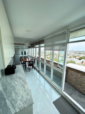 ขายคอนโดเคนซิงตัน เพลส (KENSINGTON PLACE) 200.87 ตร.ม. 3 ห้องนอน 3 ห้องน้ำ ระเบียงรอบห้อง ลมโคตรดี ใกล้ศูนย์ราชการ!