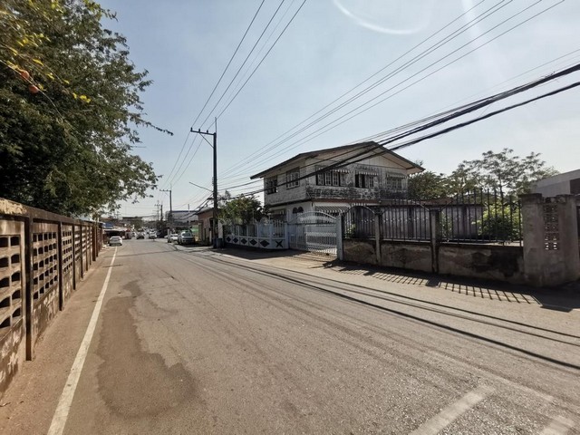 ขาย บ้านเดี่ยว 2 ชั้น พร้อมโกดัง ถนน บูรณะเจริญ ชุมแพ ขอนแก่น