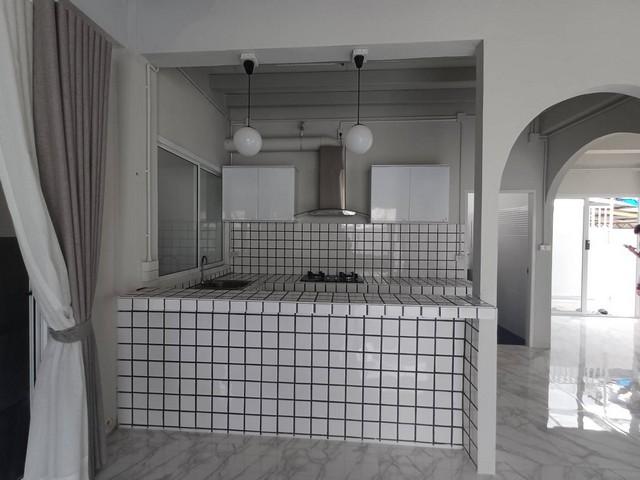 ให้เช่าบ้านเดี่ยว 2 ชั้น 300 ตร.ม. ย่านสุทธิสาร ห้วยขวาง หลังมุม ใกล้ MRTสุทธิสาร