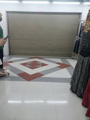 ขายห้องชุดอาคารโบ๊เบ๊ทาวเวอร์ 2 (Bobae Tower 2) 10.92 ตร.ม ชั้น 5 แหล่งศูนย์รวมเสื้อผ้าราคาส่งแห่งแรกในไทย ทำเลดีมาก เหมาะสำหรับค้าขาย