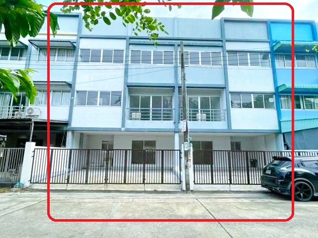 ให้เช่าทาวน์โฮม 3​ ชั้น 2​ คูหา​ หทัยราษฎร์2-8 รร.โชคชัยหทัยราษฏร์ 700 ม.บ้านใหม่ กว้างใหญ่  6​ นอน​ 6​ น้ำ 