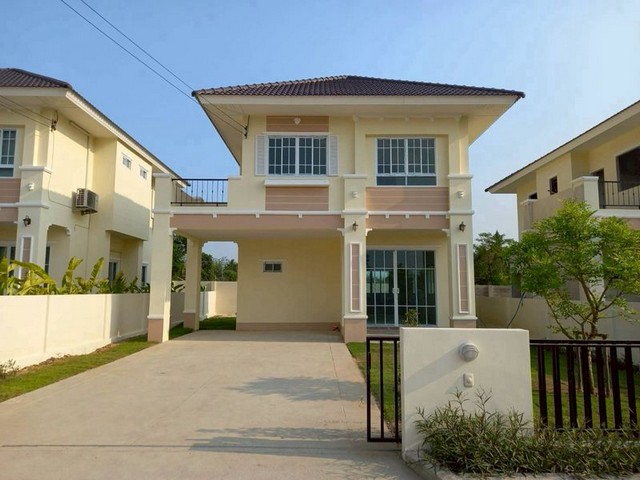 ขายต่ำกว่าราคา บ้านเดี่ยว 2 ชั้น โครงการ ดีญาวาเลย์ ฟลอเรสต้า สันทราย 