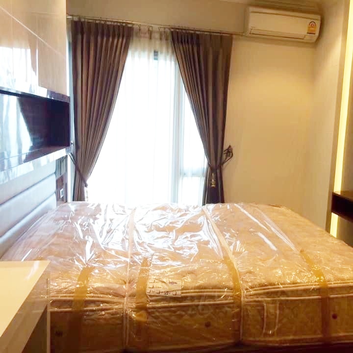 ให้เช่า คอนโด เดอะ เครสท์ สุขุมวิท 34 ใกล้รถไฟฟ้า BTS ทองหล่อ และ ใกล้ห้าง Emporium Emquatier