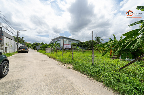 ลดราคาขาย ที่ดินเปล่า ลาดพร้าว ซอยสุคนธสวัสดิ์ 14 ทำเลดี 200 ตร.ว