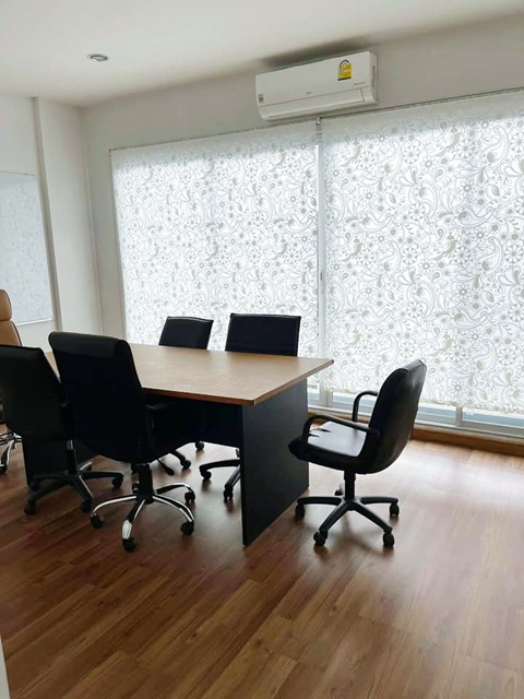 ตรงข้าม เพชรเกษม 81 โฮมโปร เพชรเกษม 1.3 กม. ให้เช่าโฮมออฟฟิศ  3ชั้น 20ตร.วา. 240 ตร.ม. ม.ธนบุรี 1.4 กม. ติ 3 นอน  ตลาดหนองแขม 328 ม.