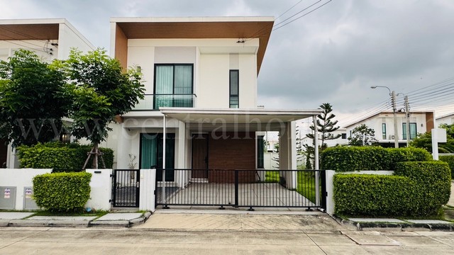 บ้านแฝด โคโม่ เบียงก้า บางนา หลังมุม ใกล้ เมกาบางนา