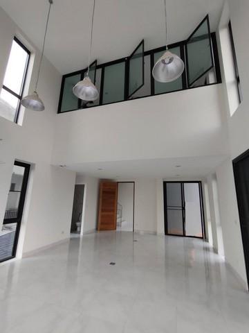 ให้เช่าโฮมออฟฟิศ 3.5 ชั้น 50 ตร.ว. ย่านรัชดา ลาดพร้าว-วังหิน โชคชัย 4 ใกล้ MRT ลาดพร้าว