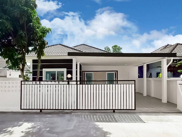 เช่าบ้าน  ห้วยใหญ่  3 ห้องนอน  2ห้องน้ำ     พื้นที่50ตรว. 1 ห้องโถง   1ห้องเก็บของ