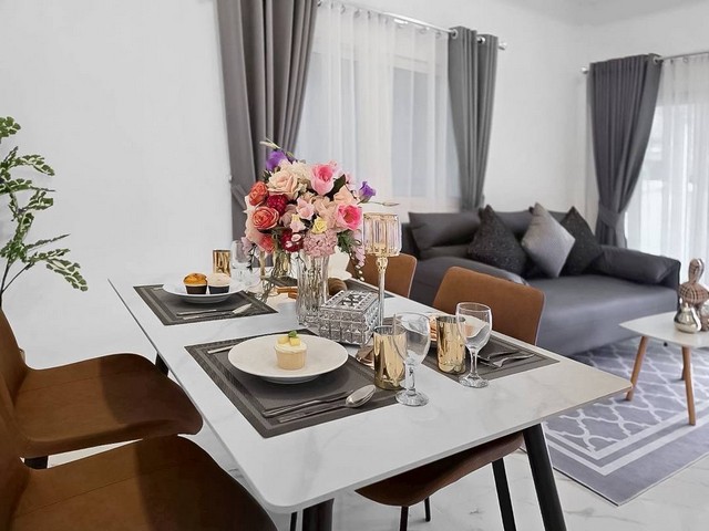 เช่าบ้าน  ห้วยใหญ่  3 ห้องนอน  2ห้องน้ำ     พื้นที่50ตรว. 1 ห้องโถง   1ห้องเก็บของ