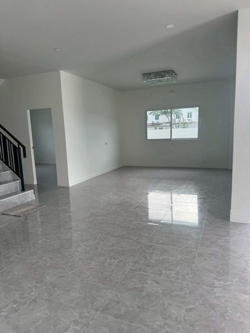 ขายบ้านเดี่ยวใหม่ สันทราย เชียงใหม่  โมเดิร์น 2 ชั้น 4 ห้องนอน ใกล้เซ็นทรัลเฟส ราคา 5.59 ลบ