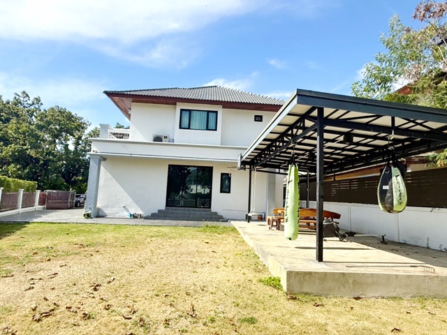 โลตัสสุขาภิบาล3 บิ๊กซี คฤหาสน์ ขายถูกกว่าประเมิน 5นอน โรงเรียนนานาชาติ RIS รามคำแหง164 เฟอร์ เครื่องใช้ไฟฟ้า 6น้ำ 150 ตรว เพอร์เฟค 