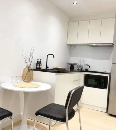 อิมเพรสทาวน์ คอนโด รีโนเวทใหม่ทั้งห้อง กั้นห้องนอนแบ่งสัดส่วนชัดเจน ตกแต่งทันสมัย บิ้วอินสวย เหมาะกับคนยุคใหม่