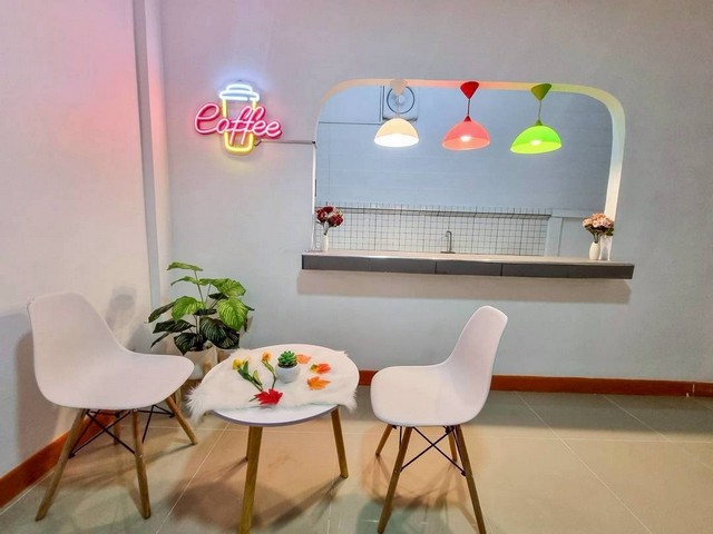 ขายบ้านสำนักบกชลบุรี ️ ทาวน์เฮ้าส์ 2 ชั้น รีโนเวทใหม่สไตล์มินิมอล   แพนนาเซียวิลเลจ