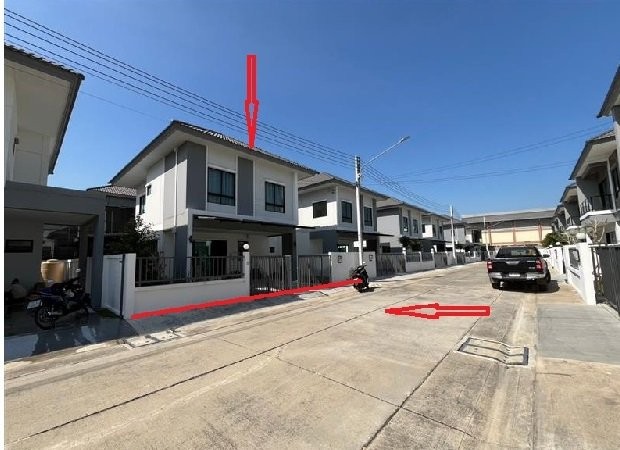 ขายบ้านแฝดมือสอง อำเภอสามพราน จังหวัดนครปฐม โครงการ เสนาวิลล์ บรมราชชนี สาย 5