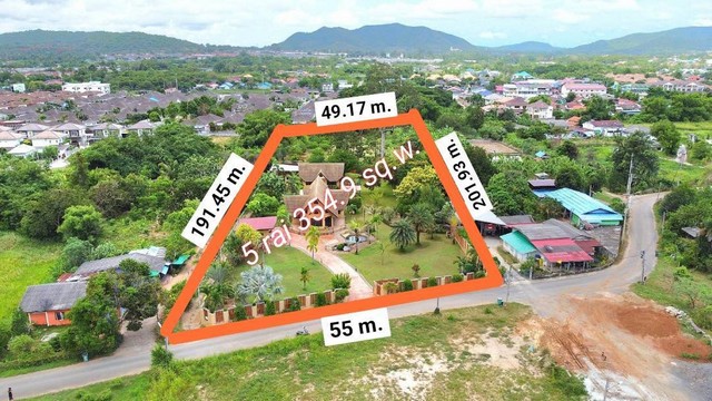 ขายวิลล่าเนื้อที่ขนาดใหญ่พร้อมสระว่ายน้ำส่วนตัว พร้อมเฟอร์นิเจอร์และเครื่องใช้ไฟฟ้า