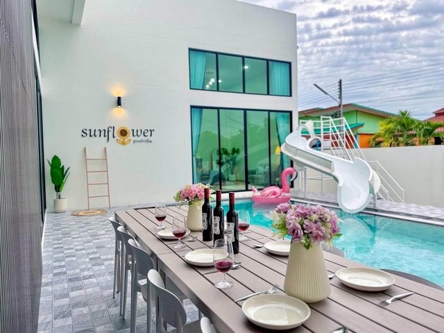 ขายบ้านพูลวิลล่า – เมืองพัทยาบ้าน 4 ห้องนอน 4 ห้องน้ำ พร้อมที่จอดรถในบ้านได้ 3 คัน