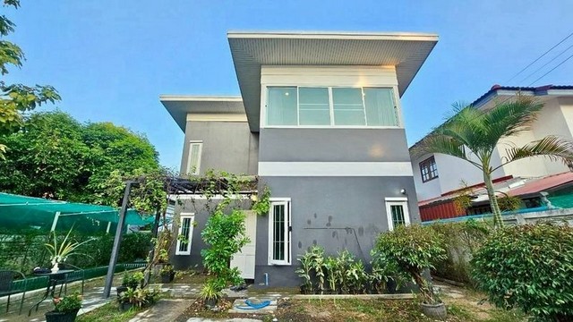 บ้านเดี่ยว 2 ชั้น ทำเลทอง ใจกลางเมือง ขายพร้อมผู้เช่า โซนช้างเผือก