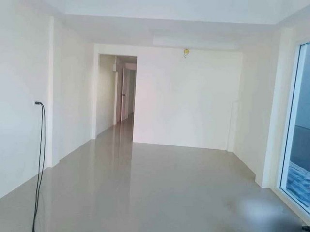 ให้เช่าอาคาร 10 ห้องทำงาน 7 ห้องน้ำ 2 ห้องเอนกประสงค์ ซอยเปรมฤทัย บางแก้ว บางพลี สมุทรปราการ