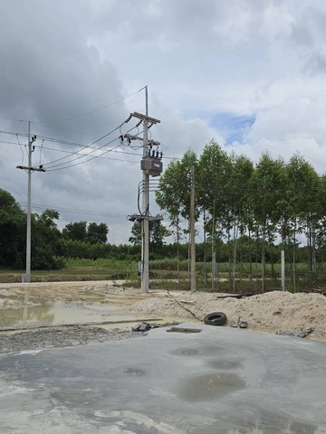 ขายและเช่าโรงงานบ้านบึงชลบุรี ขายที่ดินพร้อมสิ่งปลูกสร้าง พื้นที่สีเหลือง เนื้อที่  4  ไร่มีใบอนุญาต รง.4 (4)(5)