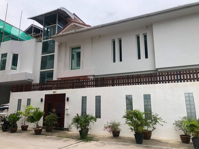 For Sale : Kata Private Pool villa, 5 bedrooms 5 bathrooms, (104 sqw.)