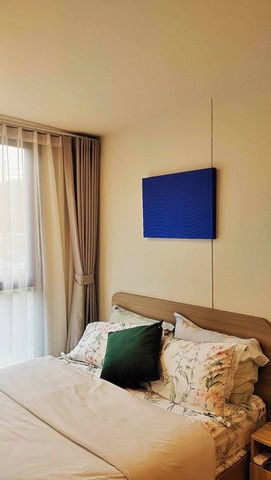 #CR008 For Rent : Wichit, The Base Rise, 1 Bedroom 1 Bathroom, 3rd flr.The Base RisePremium resort-style condo- Size 30.53 sq.m.- 1 bedroom- 1 bathroom- 3rd floor Facilities- Fully furnished- Fully furnished- Maid service 2 times per month- Co-working space- Fitness- Electric car charger- Gym- Beautiful swimming pool- ParkNearby Places- Central Floresta 3 mins- Head Start International School 3 mins- Bangkok Hospital Siriroj 5 mins- Prince of Songkla University 5 mins x Pets are not allowed Price 23,000 THB for 1 year contractPrice 25,000 THB for 6 months contract--------------------#CR008 สำหรับเช่า : คอนโดสไตล์รีสอร์ทระดับพรีเมี่ยม ทำเลวิชิต 1 ห้องนอน ชั้น 3คอนโดสไตล์รีสอร์ทระดับพรีเมี่ยม- ขนาด 30.53 ตรม.- 1 ห้องนอน- 1 ห้องน้ำ- ชั้น 3 สิ่งอำ
