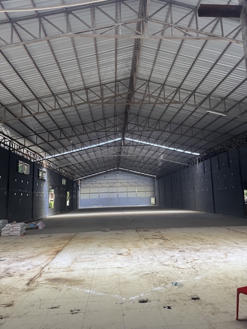 BST934 ขาย-เช่าโกดังปทุม ทำเลดี เชียงรากน้อย บางไทรอยุธยา ที่ดิน 10 ไร่ พื้นที่ใช้สอย 2,400 ตารางเมตร ผังสีเขียว มีใบอนุญาต