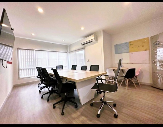 รามอินทรา-วงแหวน หลังมุม ติดถนนใหญ่ 352 ตร.ม. MRT คู้บอน 2.7กม.ขาย-เช่าทาวน์โฮมหรู 3 ชั้น รร.วัดคู้บอน 600 ม. 4 นอน 3 น้ำ  ถ.กาญจนาภิเษก