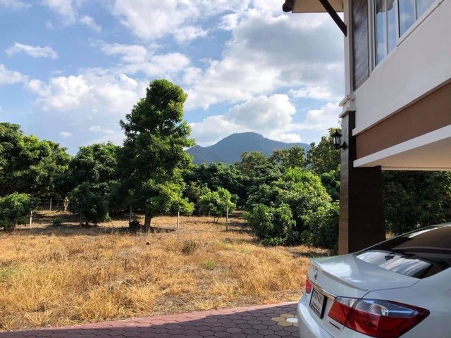 บ้านสวนสวย เฟอร์ครบครัน วิวภูเขาล้อมรอบ ออนใต้ สันกำแพง