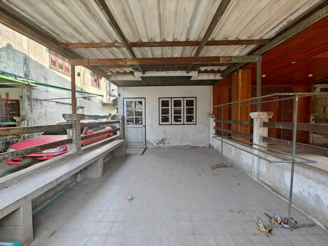 ขายบ้านเดี่ยว 2 ชั้น หมู่บ้านอรุณธร สุขาภิบาล 5 บ้านหลังริม ทำเลดี ในราคาสบายๆ