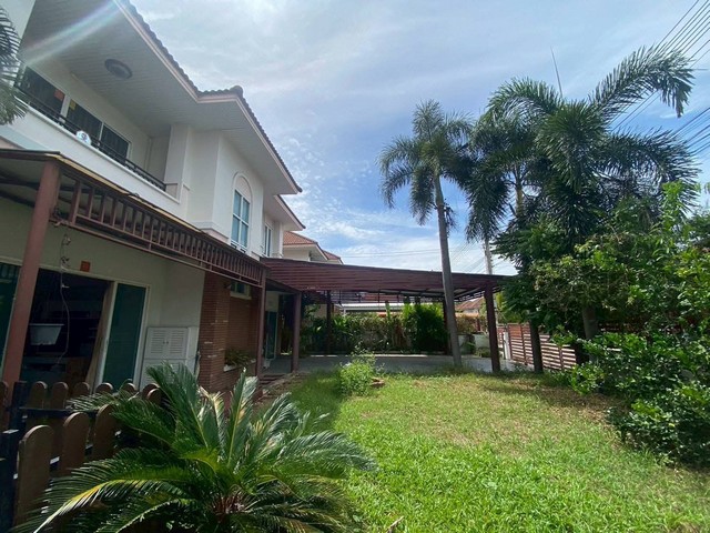 ขายบ้านเดี่ยว 2ชั้น หมู่บ้านเดอะแกรนทรัพย์มงคล เขตต.ห้วยกะปิ อ.เมือง จ.ชลบุรี