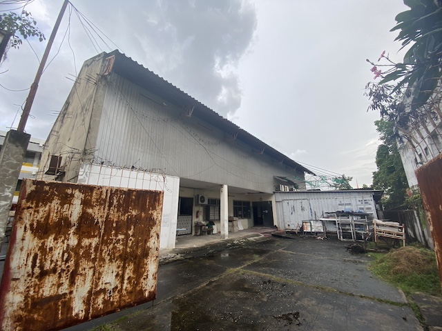 BH3740 ขายด่วน อาคาร 2 ชั้น ราษฎร์บูรณะ เนื้อที่ 250 ตารางวา พื้นที่ใช้สอย 1,000+ ตร.ม. วิวสะพานทศมราชัน ใกล้ตึกกสิกรสำนักงานใหญ่ 