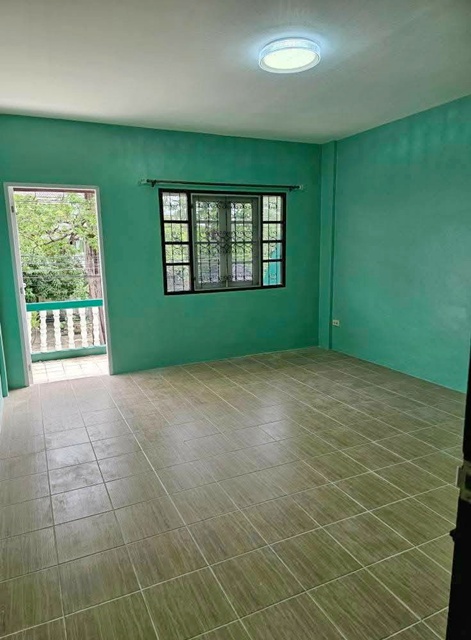 BTSวุฒากาศ-ตลาดพลู เซ็นทรัล พระราม2 2กม. ให้เช่าทาวน์โฮม 3 ชั้น ใหม่ พึ่งเสร็จ 22ตร.วา. 3นอน