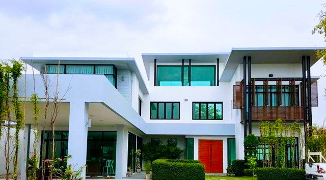 สมาคมชาวปักษ์ใต้ 1กม.ถ.ให้เช่าคฤหาสน์ 3 ชั้น 102ตร.วา.308 ตร.ม.ตลาดน้ำคลองลัดมะยม 534 ม. MRT หลักสอง 4.5 กม ติดถนนใหญ่ 3นอน 4น้ำ 