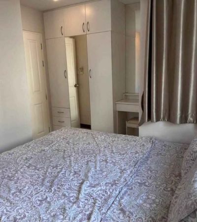 Hillside 2 ห้องกว้าง แบ่งฟังก์ชันเป็นสัดส่วน: ห้องนอน / ห้องนั่งเล่น / ห้องครัว เฟอร์นิเจอร์ครบ พร้อมเข้าอยู่