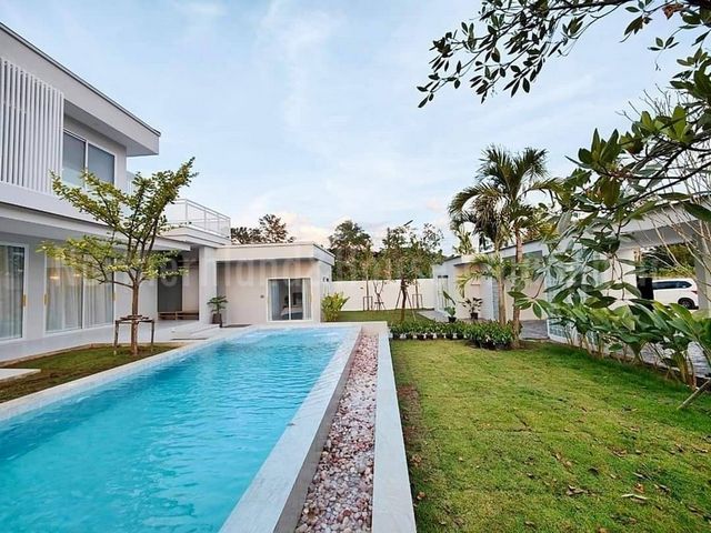 พูลวิลล่าสร้างใหม่ ให้เช่า 150,000 บาท/ขาย 15.5 ล้าน 171 ตรว. พูลวิลล่า 2 ชั้น สันทราย สไตล์โมเดิร์นสุดหรู #ตกแต่งบิ้วอิน เฟอร์นิเจอร์ครบชุด