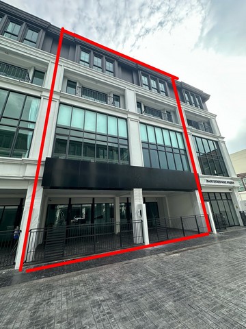 ให้เช่า Home Office หรู โครงการ The Master @BTS Onnut - Pattanakarn 4.5 ชั้น 640 ตร.ม. มีลิฟท์ในตัว ใกล้ BTS สายสีเหลือง สถานีศรีอ่อนนุช