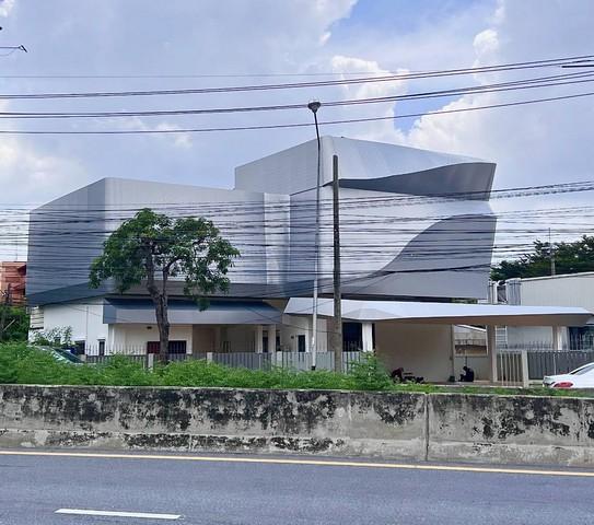 ให้เช่าโฮมออฟฟิส 3 ชั้น 450 ตร.ม. ถนนประเสริฐมนูกิจ หน้ากว้างติดถนน ใกล้ รร.เลิศหล้า