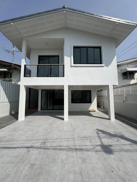 ขายบ้านเดี่ยว 2 ชั้น 49 ตรว. 3 ห้องนอน ซอยรามอินทรา 34 ใกล้ตลาดเลียบด่วน