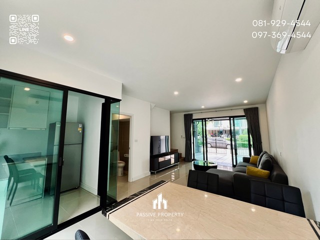 ทาวน์โฮมสวยหลังใหญ่ พร้อมเฟอร์นิเจอร์ครบ หลังบ้านวิวสนามกอล์ฟ บรรยากาศเงียบสงบเป็นส่วนตัว ทำเลดี เดินทางสะดวก พร้อมเข้าอยู่ทันที