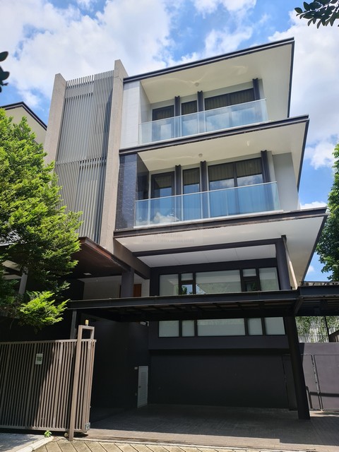 ขายบ้านเดี่ยวหรู 3 ชั้น พร้อมชั้นใต้ดิน ลิฟท์ส่วนตัว โครงการเอคิว เวลล์ พระราม 9 AQ Welle Rama 9 ถนนจตุรทิศ RCA ใกล้ทองหล่อ ใกล้อโศก